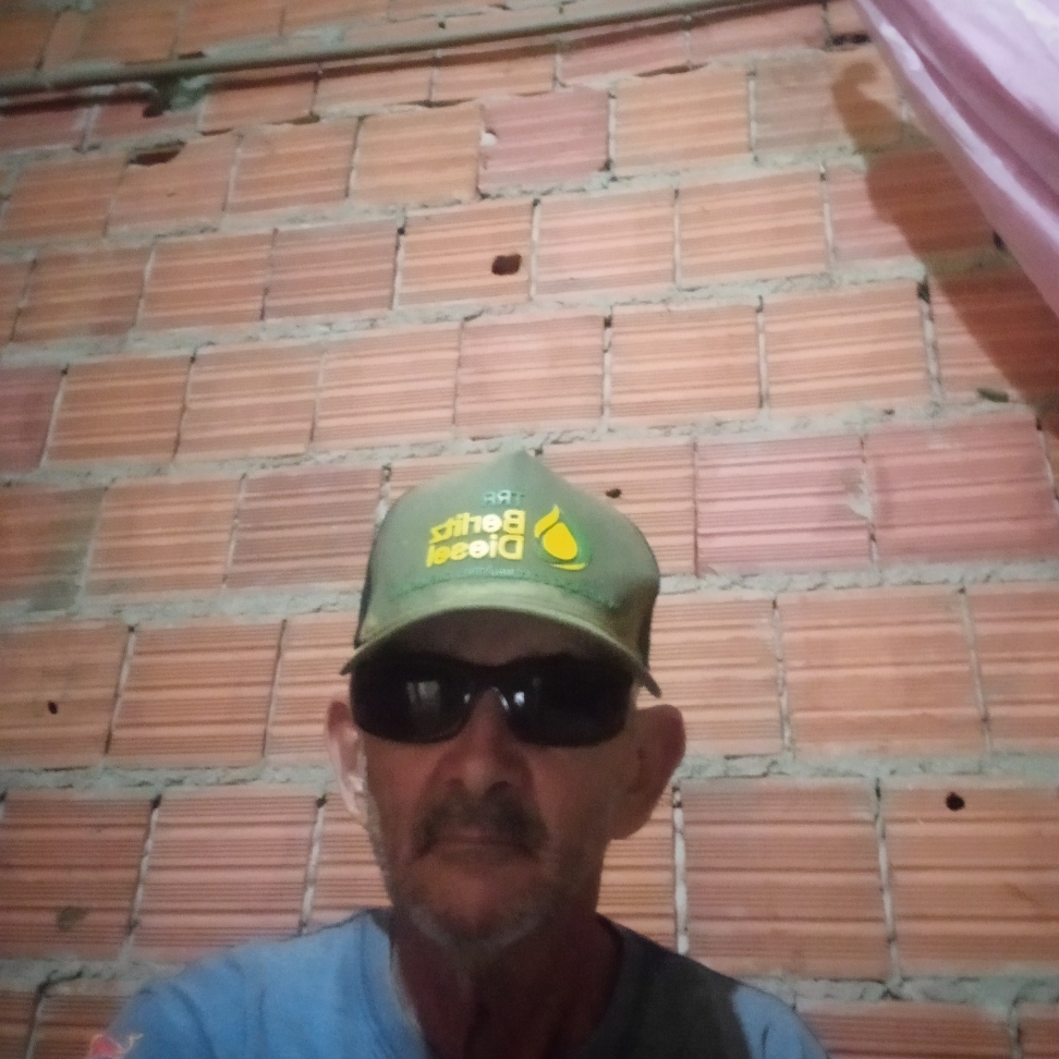 José