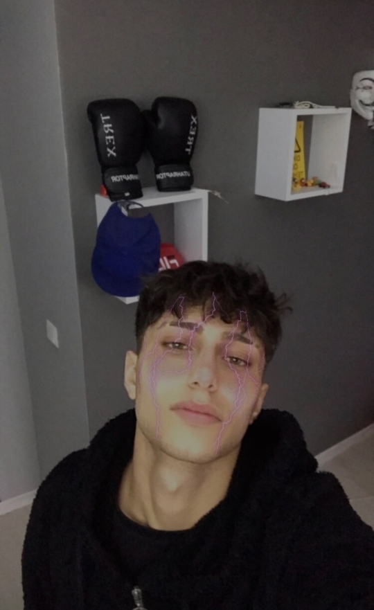 Ali