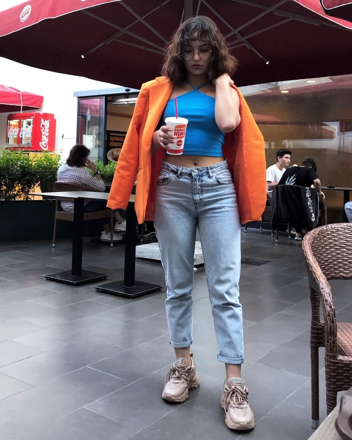Azra