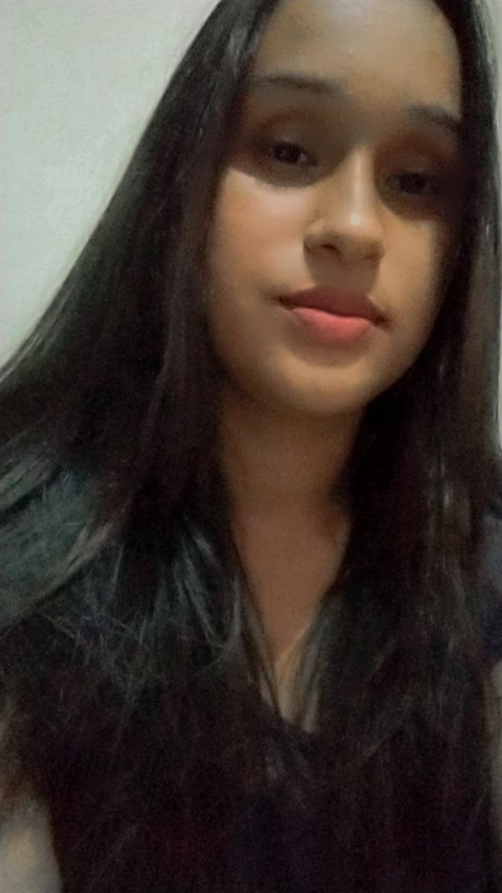 Thaís