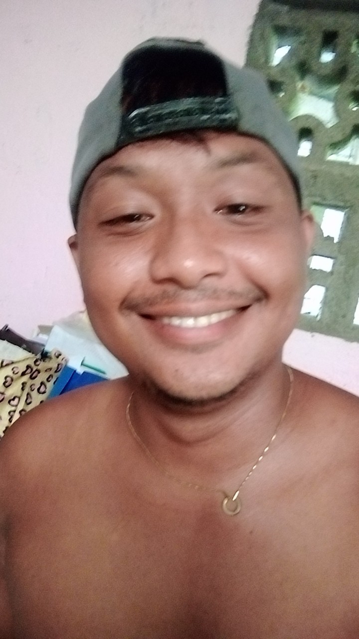 Kharllouis
