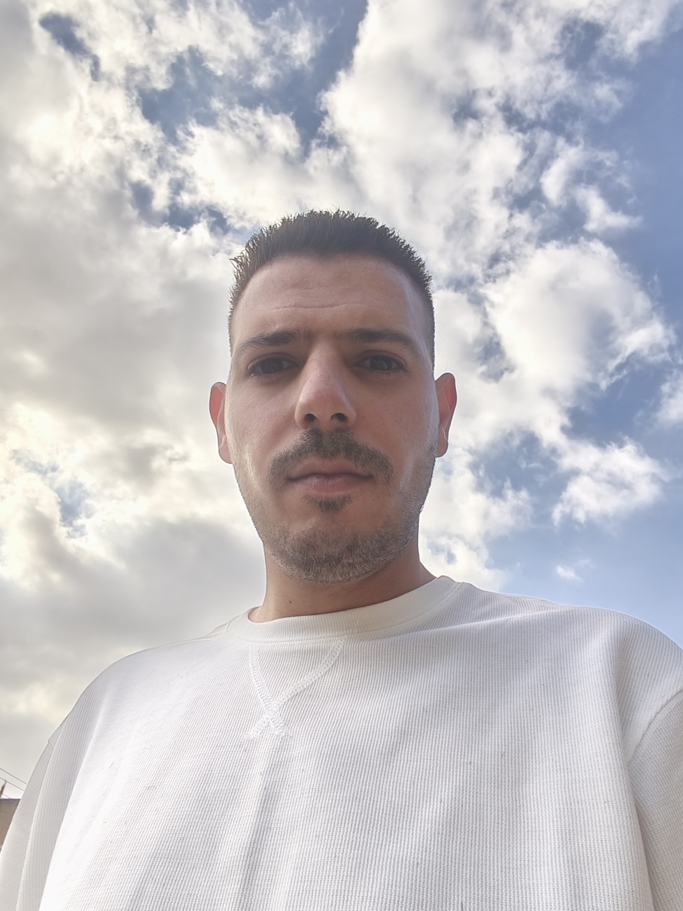 אדיר
