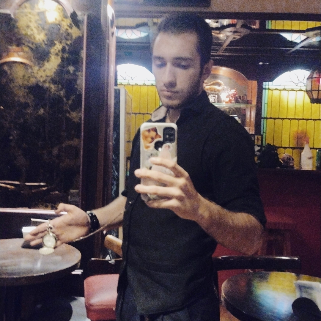 Maximiliano