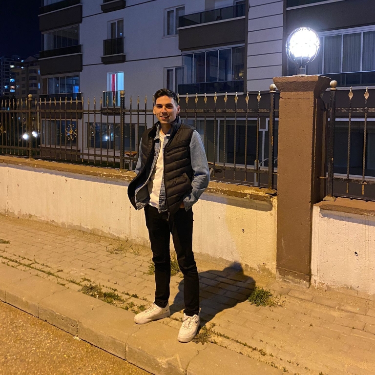 Önder