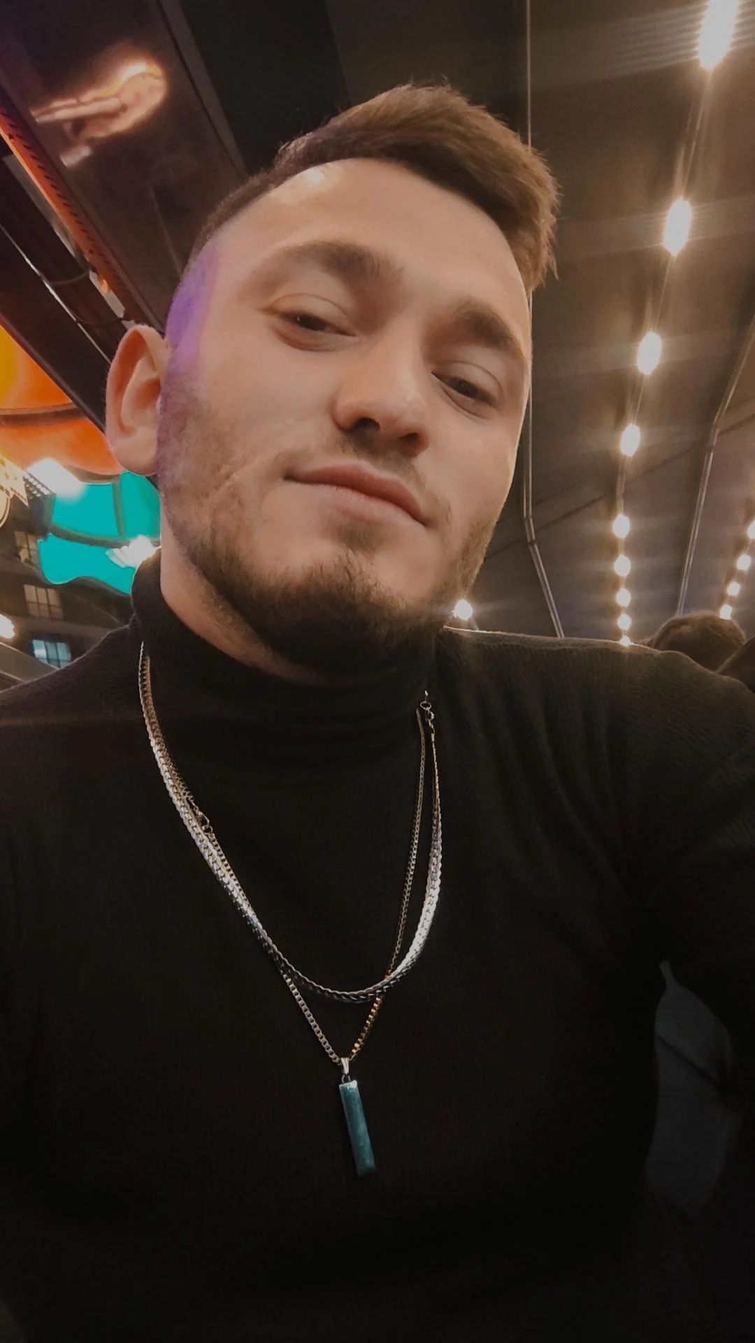 Özgür