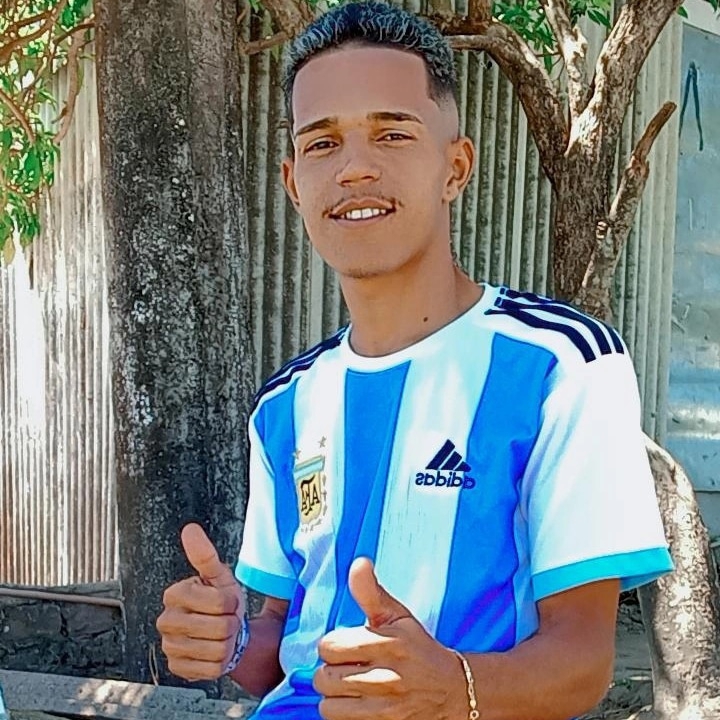 Léo