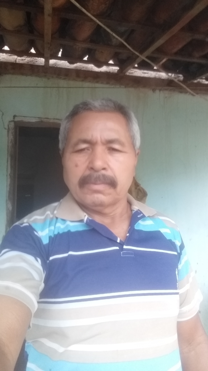 José