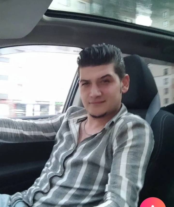 Ali