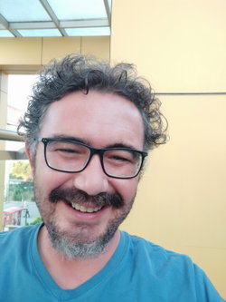 Özgür