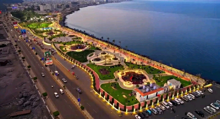 شاهر