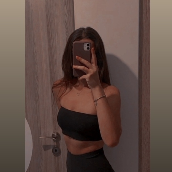 Jsbdbhejrhrjdjfbfb