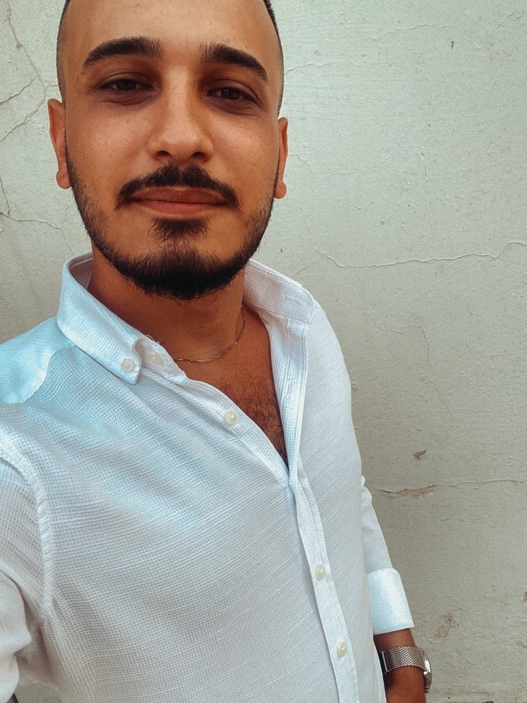 Adil