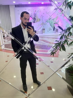 Zaur