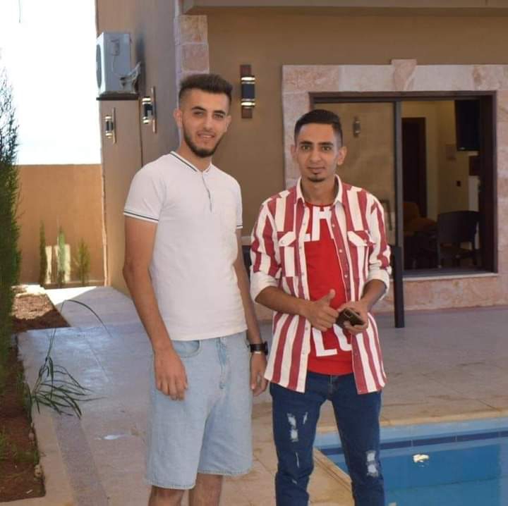لميس