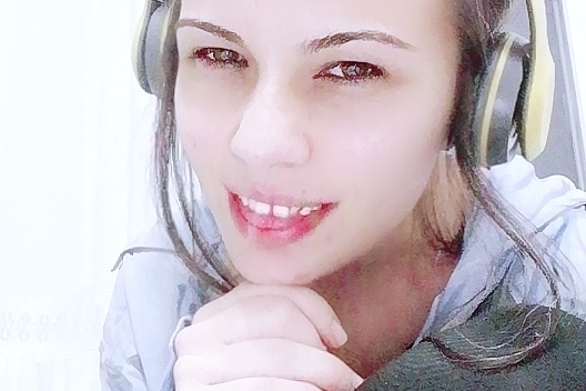 Dişil