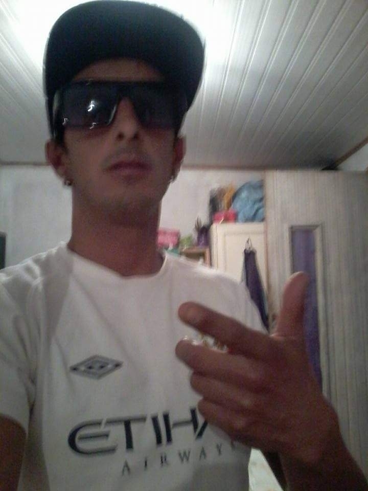 Dj