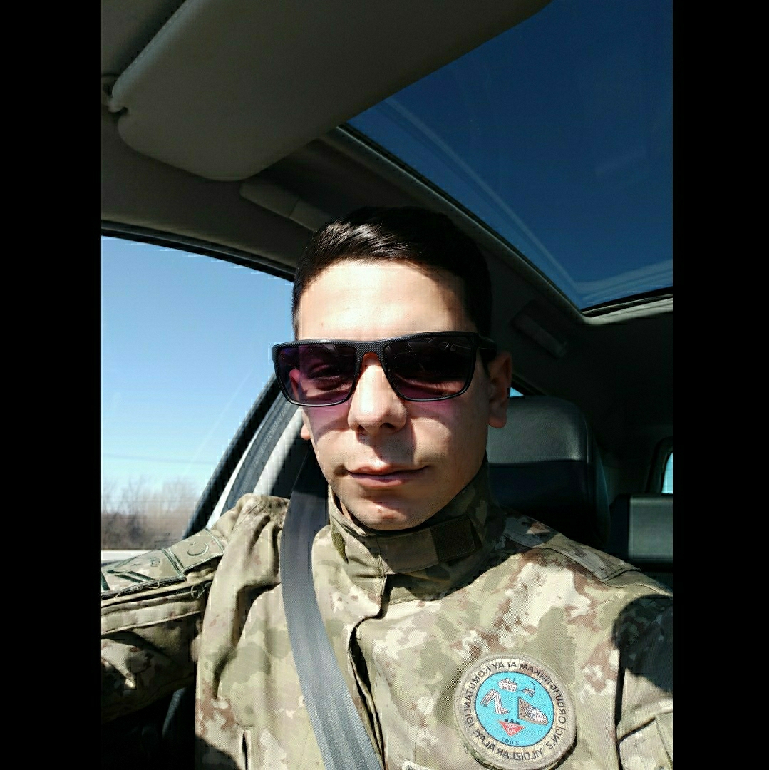 Özgür