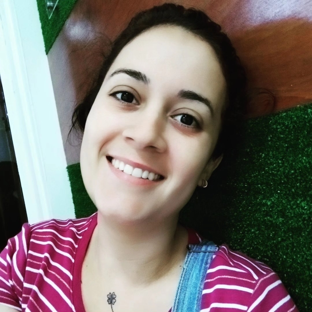 María