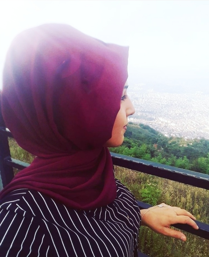 Özge