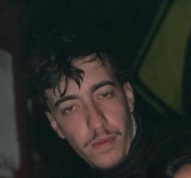 YANNIKAZI