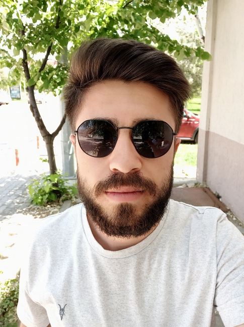 Ali