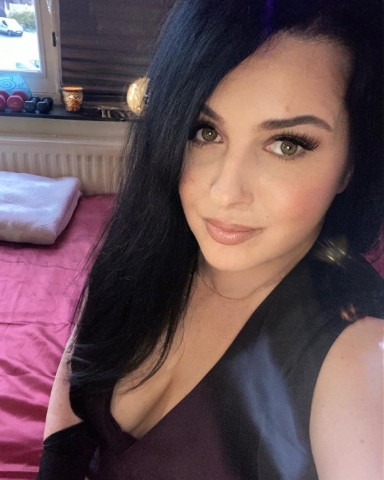 Ava
