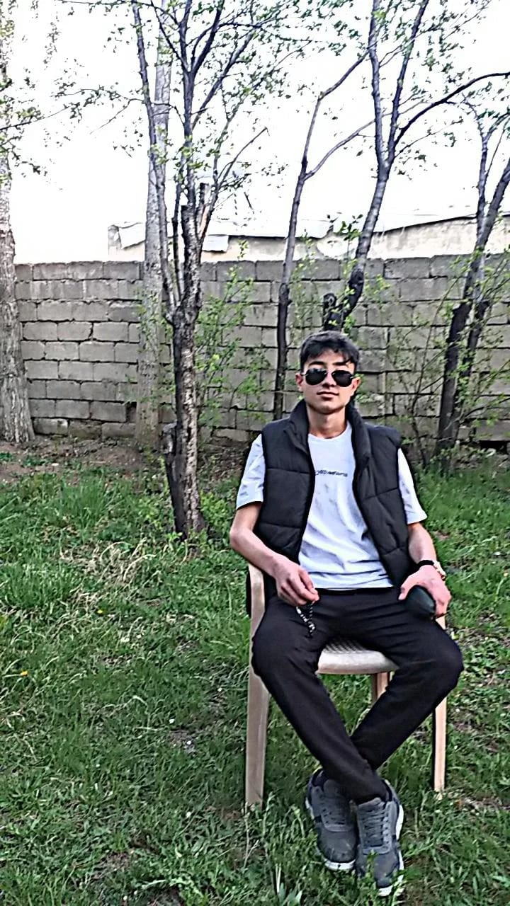 Özgür