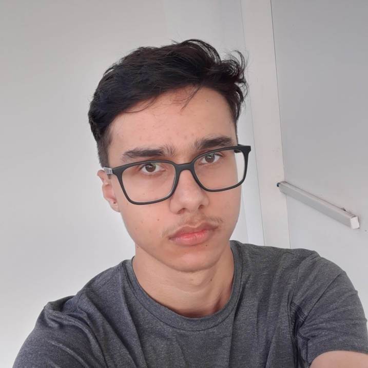ANDRÉ