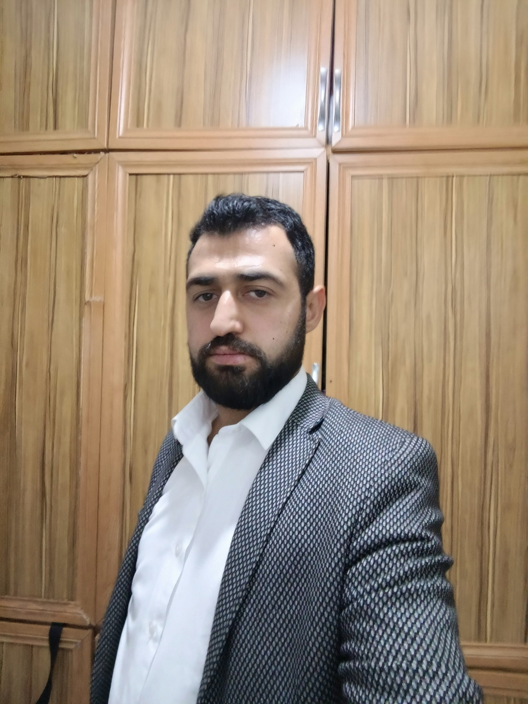 Mahir