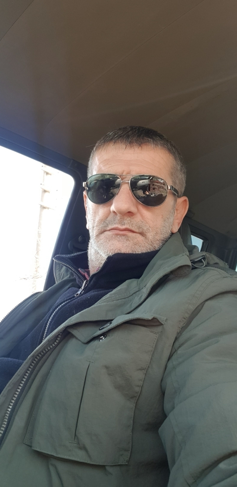 Sarı