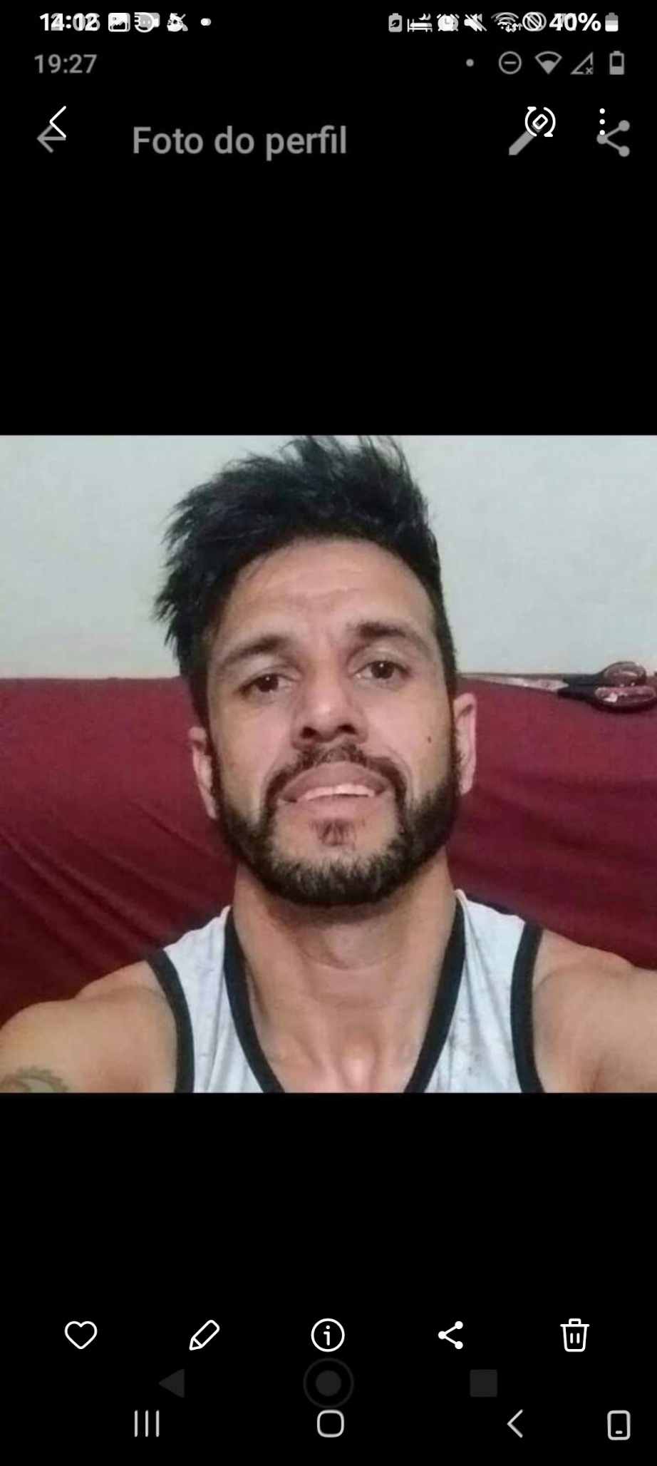 José