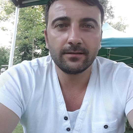Ali