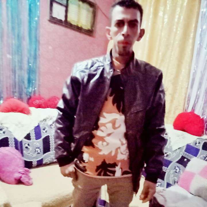 عادل
