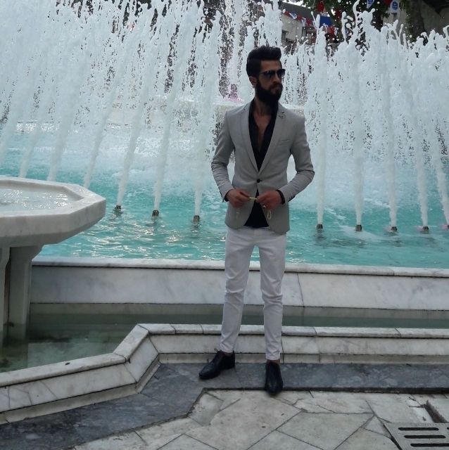 AYAZ