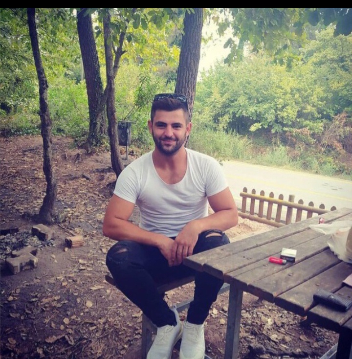 Ali