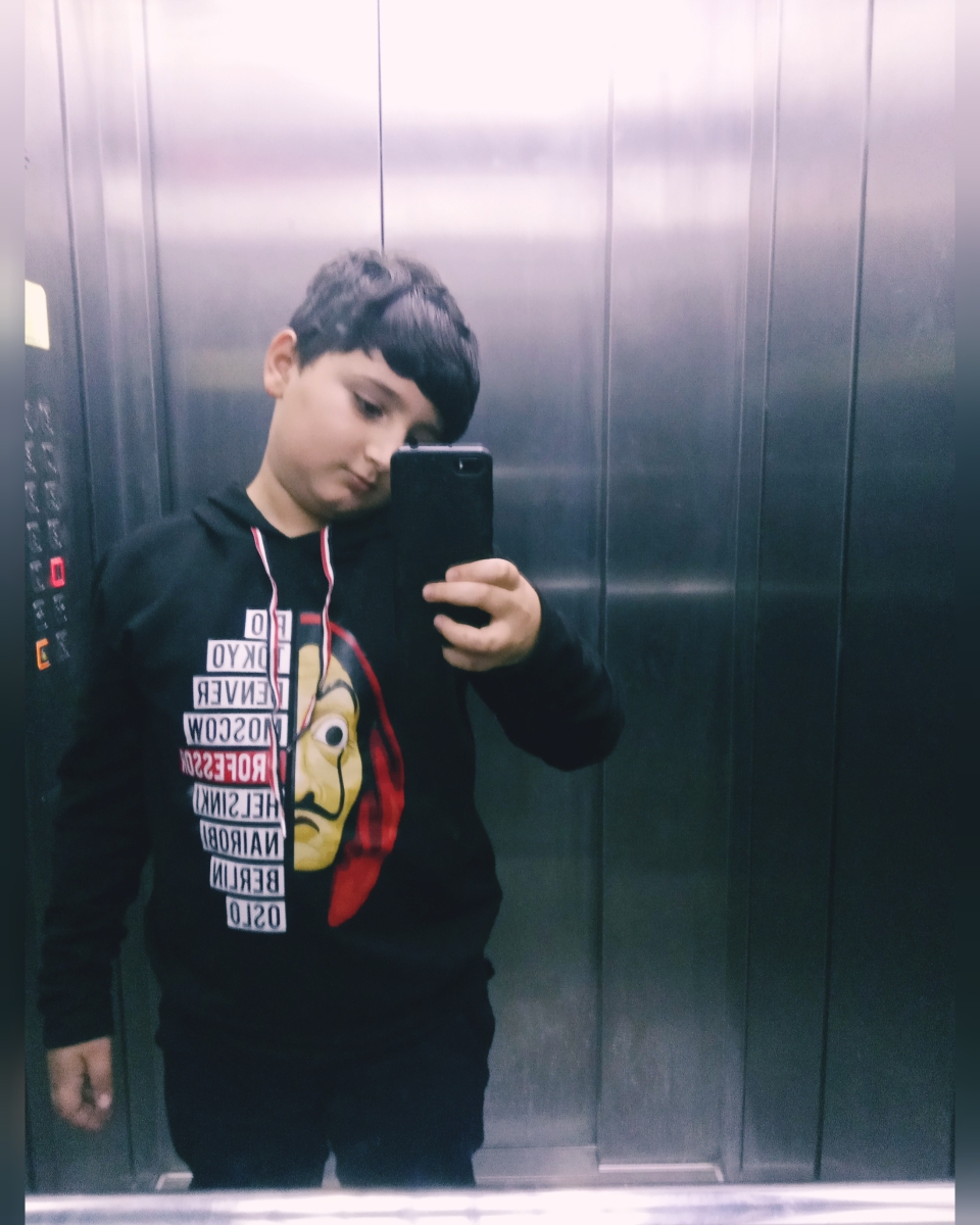 Zaur