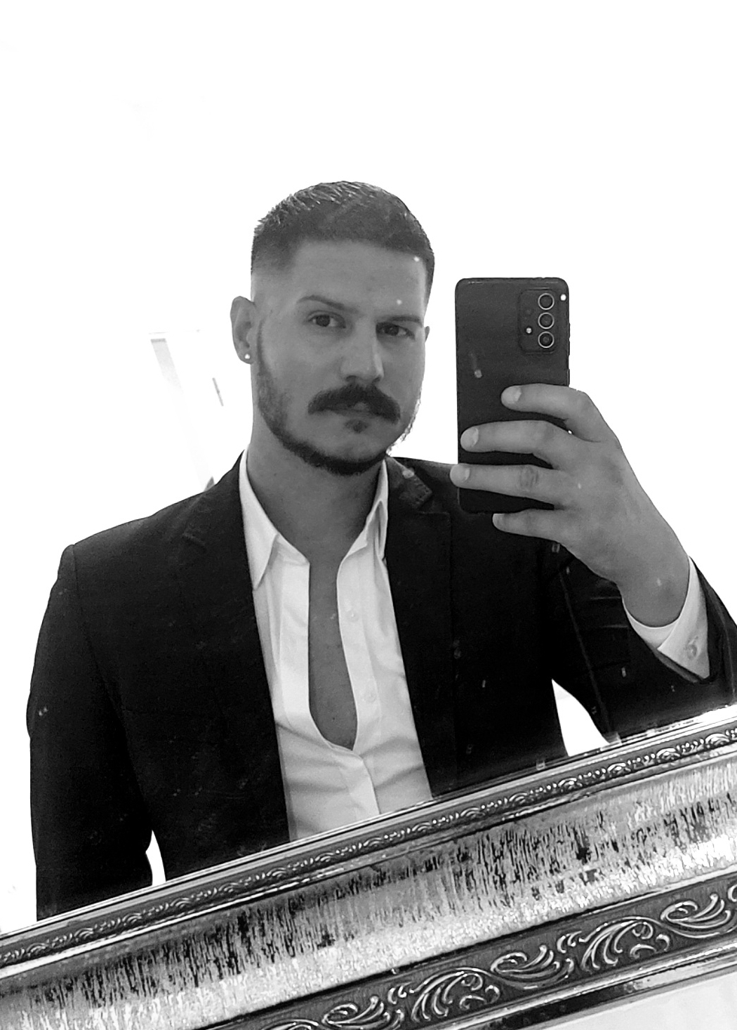 Ali