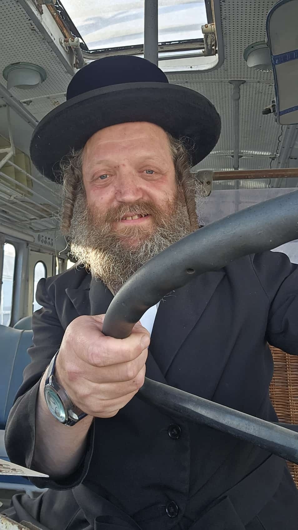 מנדי