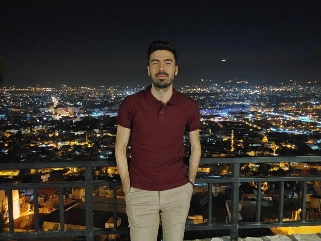 MUSTAFA