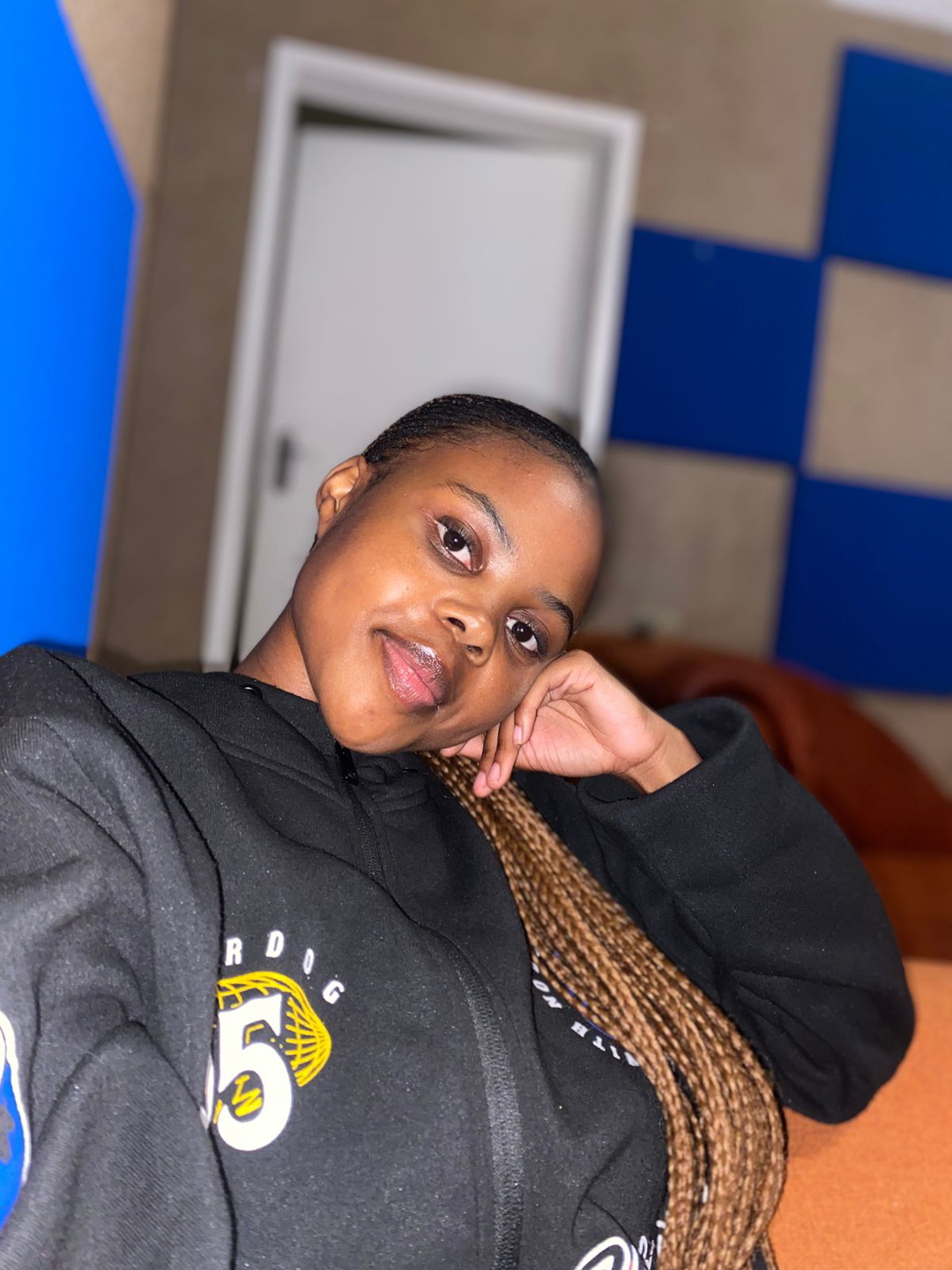 Mbali