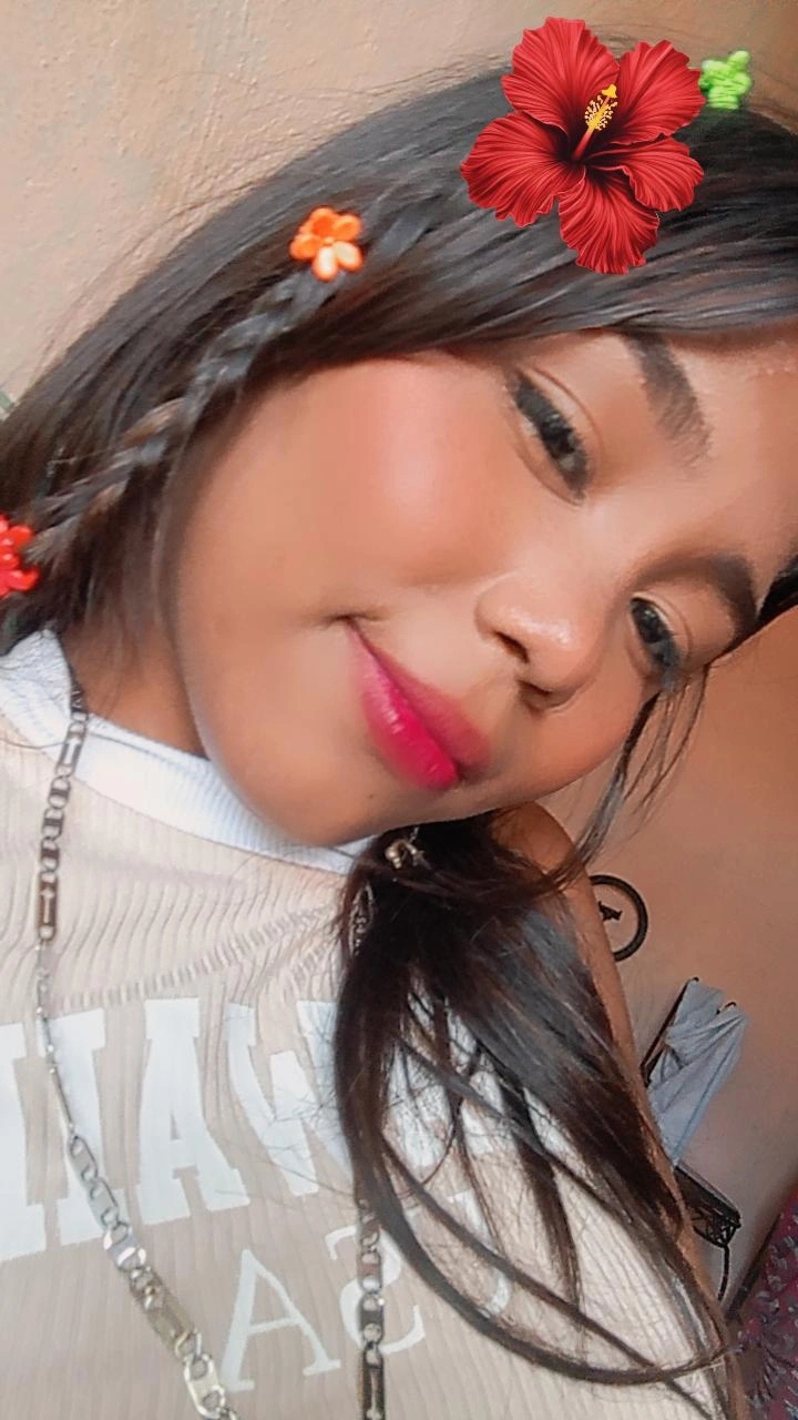 María