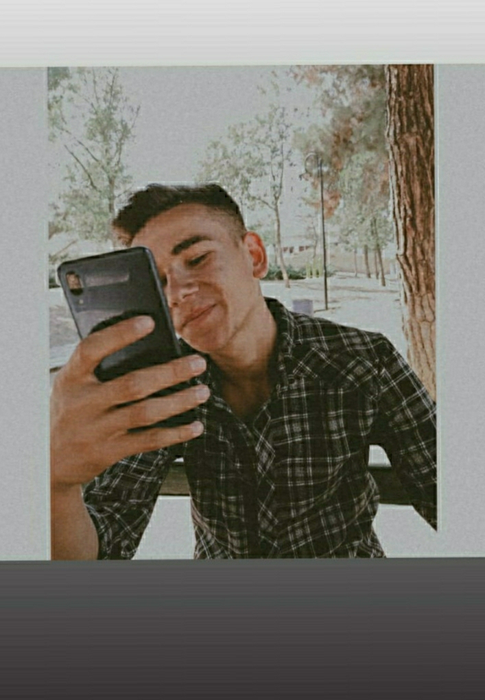 Özgür