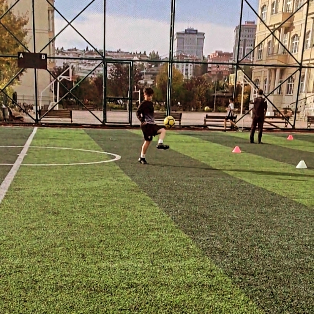 Yiğiteren