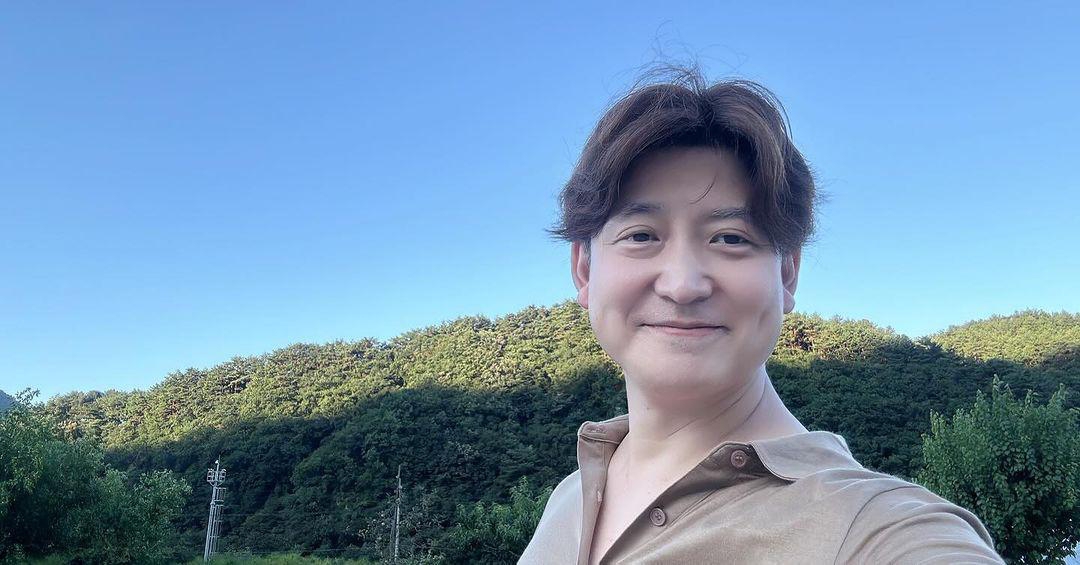 김