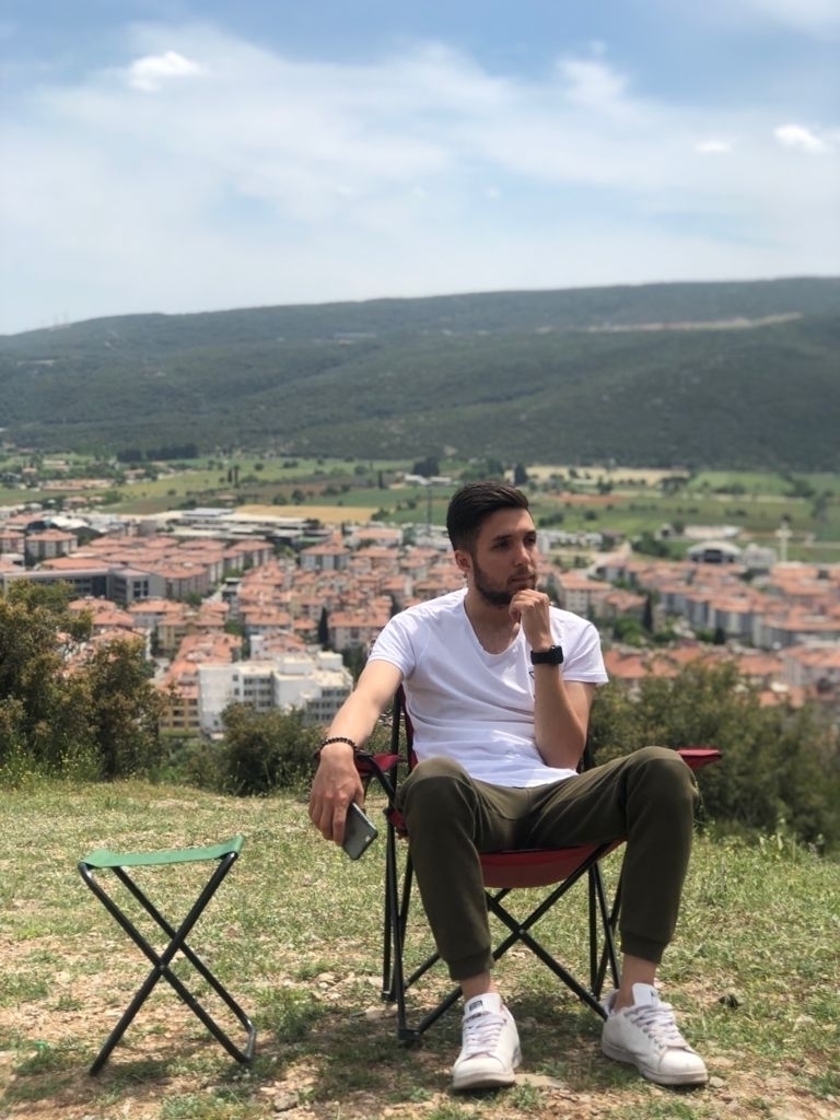 SİYAH