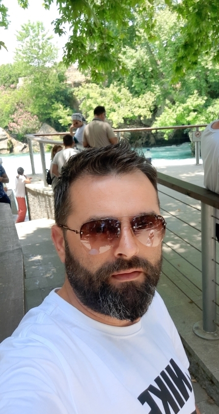 Özer