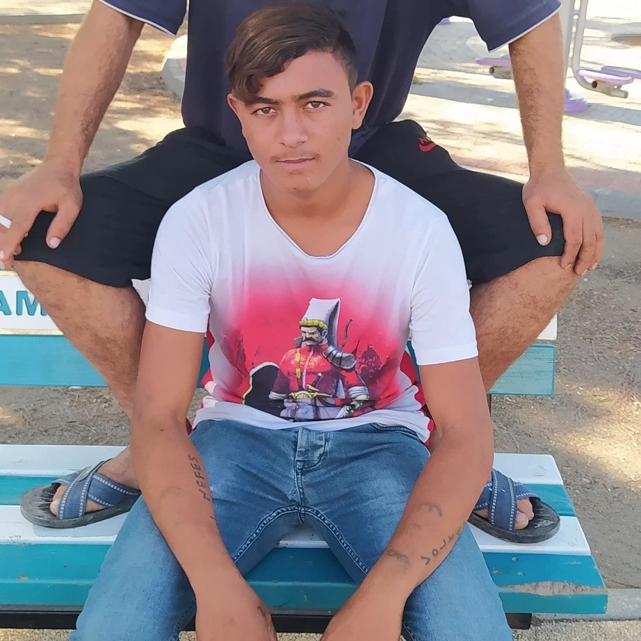 Ali