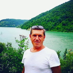 Hüseyin
