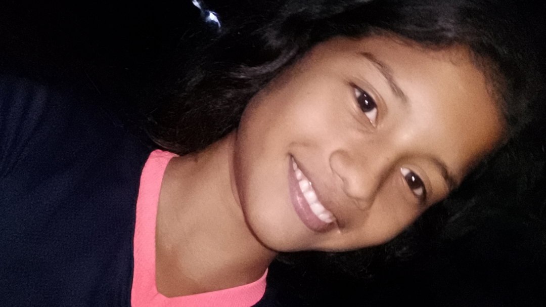 María