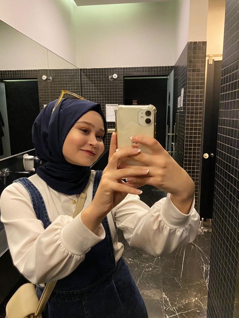 Esra